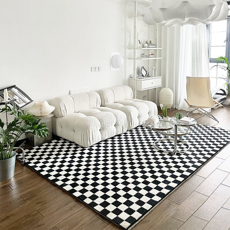 Statement rug that blends modern elegance with cozy sophistication