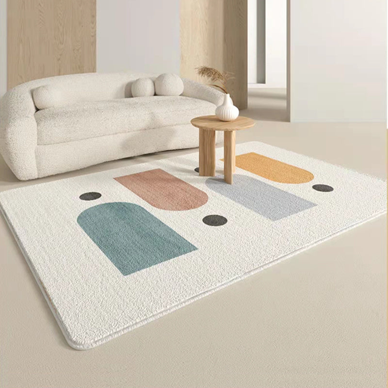 Statement rug that blends modern elegance with cozy sophistication