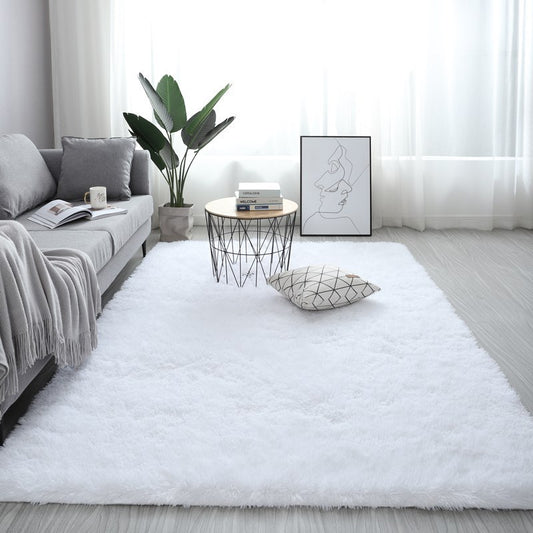 Plush Nordic-style rug that adds warmth, softness, and modern elegance to any room